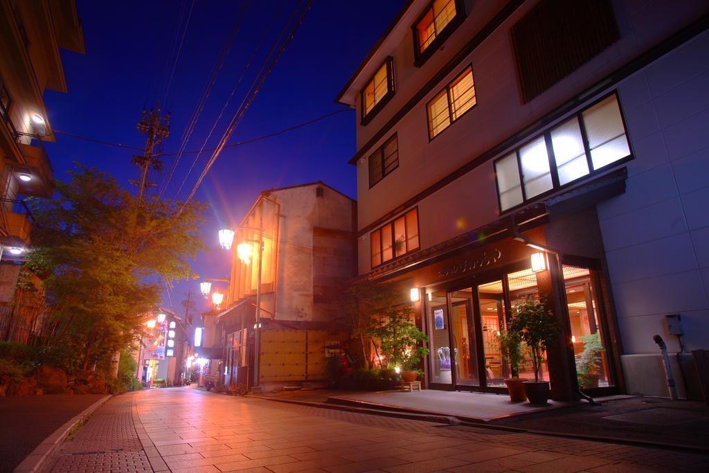 Sakaeya Hotel Yamanouchi  Exterior photo