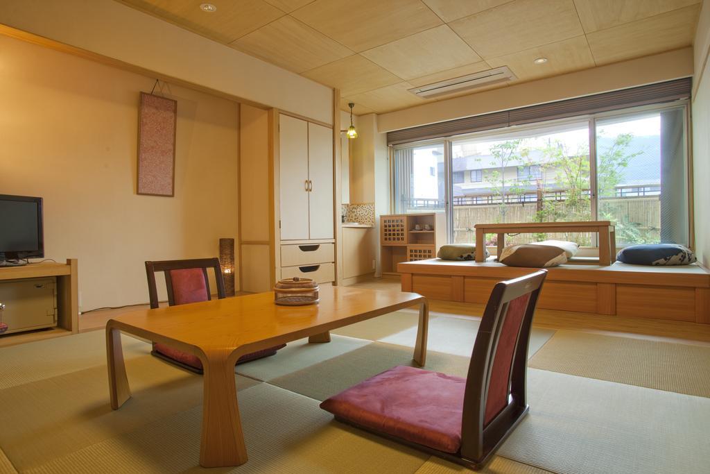 Sakaeya Hotel Yamanouchi  Exterior photo