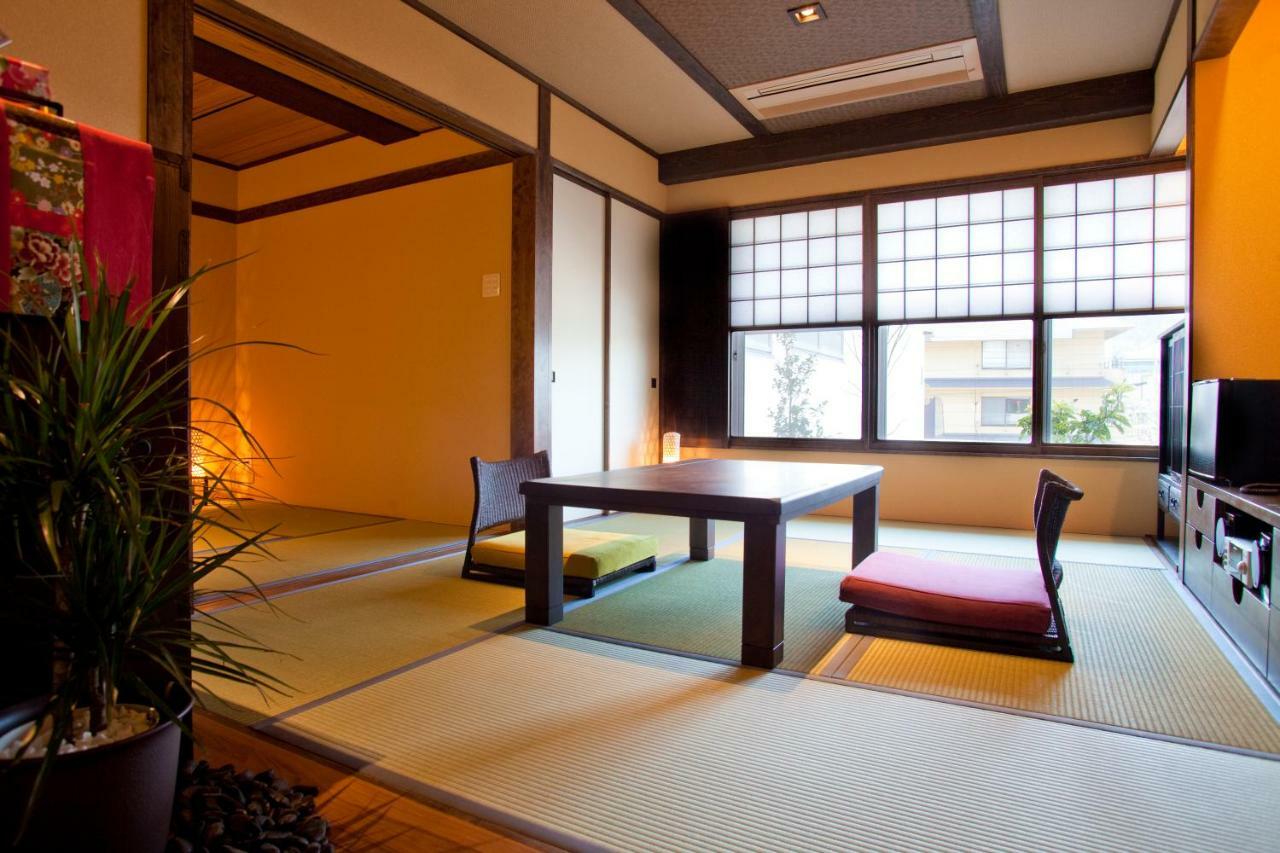 Sakaeya Hotel Yamanouchi  Exterior photo